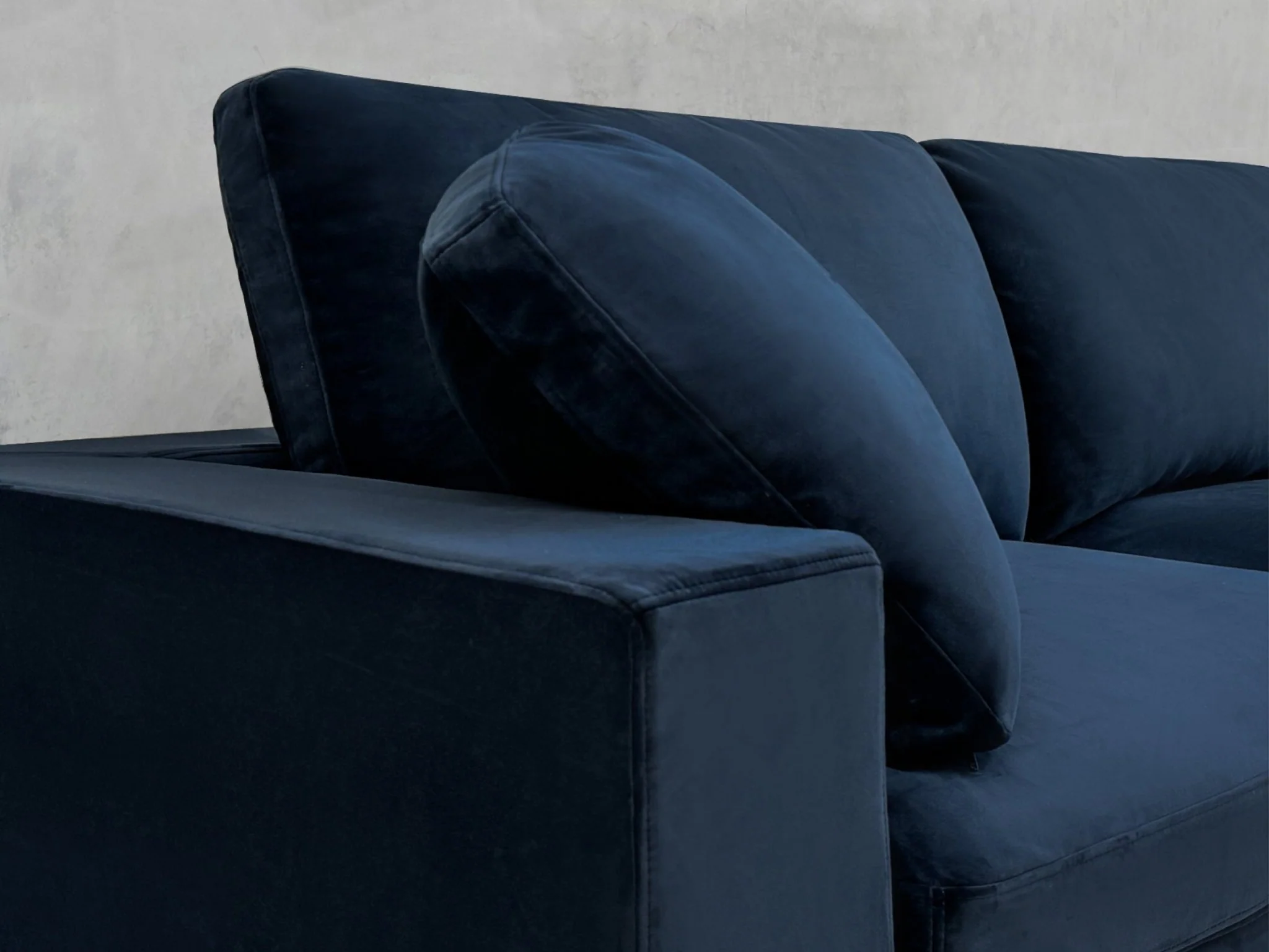 5-1 Sectional & Armchair Set - Image 118
